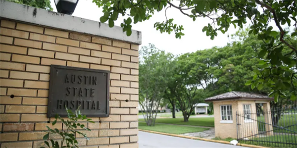 Blog post image: Workforce shortages in the state psychiatric hospital system prolong jail time for mentally ill Texans